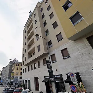 Alloggio in famiglia #private In Brera District Italia